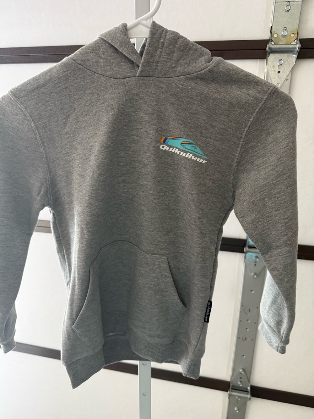 Quiksilver Boys Gray Hooded Pullover Sweatshirt size 6